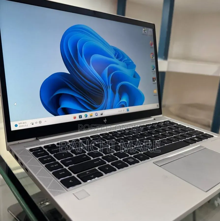New Laptop HP EliteBook 840 G8 16GB AMD Ryzen 5 SSD 512GB