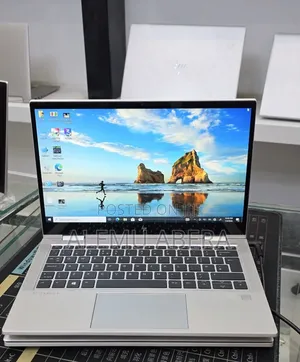 New Laptop HP EliteBook 830 G8 16GB Intel Core i5 SSD 512GB