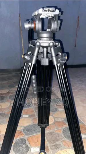 Coman Tripod