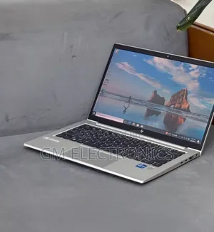 New Laptop HP EliteBook 830 G8 16GB Intel Core i5 SSD 512GB