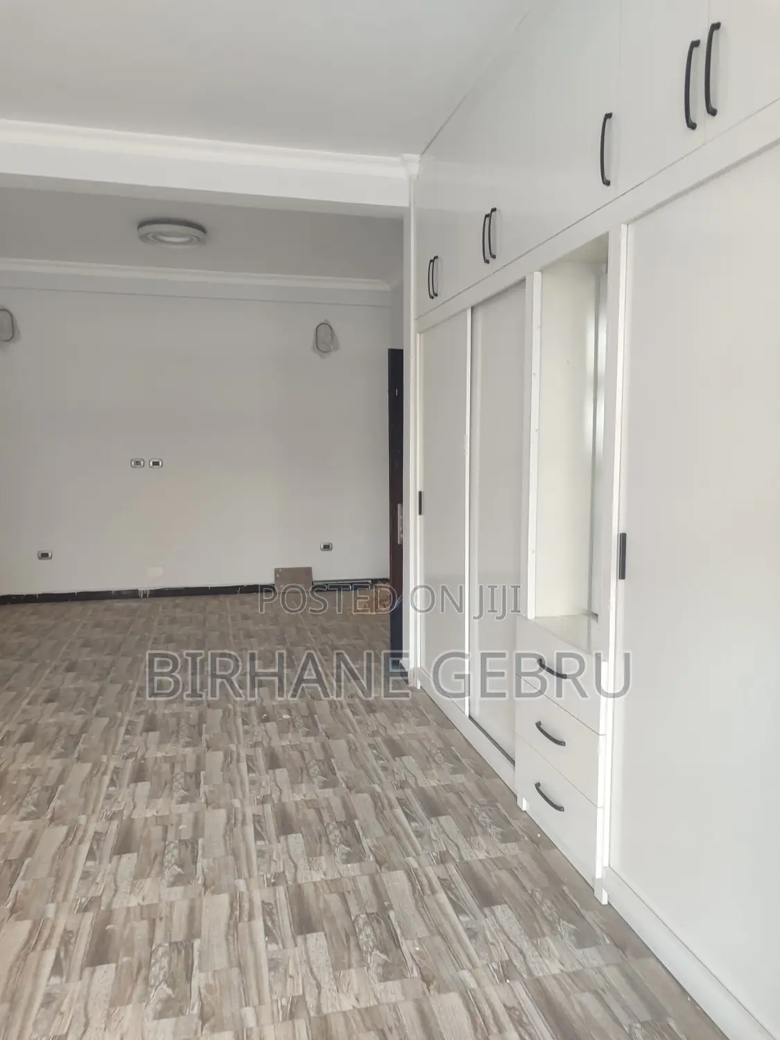 6bdrm House in G+2 House, Bole for rent