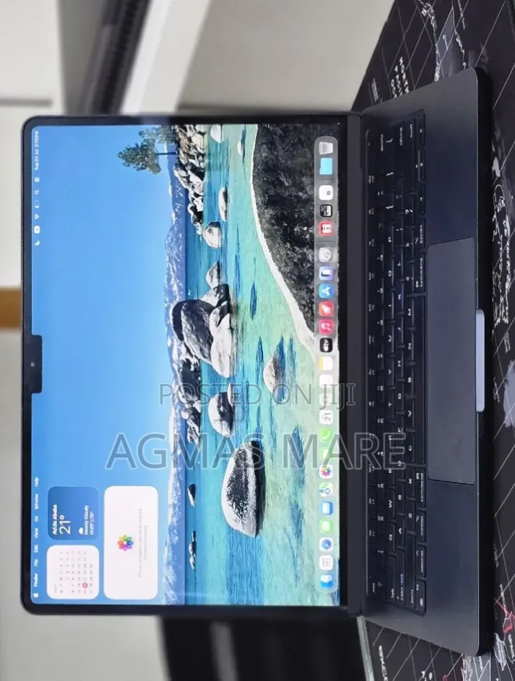 New Laptop Apple MacBook Air 2022 M2 8GB Apple M2 SSD 256GB