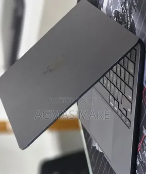 New Laptop Apple MacBook Air 2022 M2 8GB Apple M2 SSD 256GB