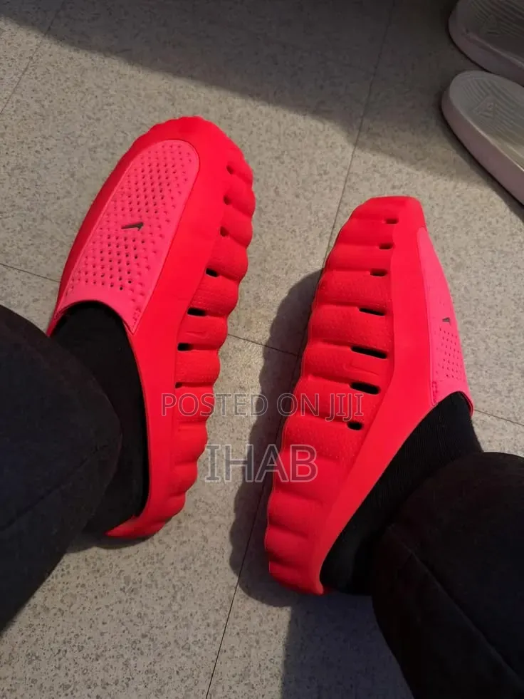 Nike Mind 001 Slides
