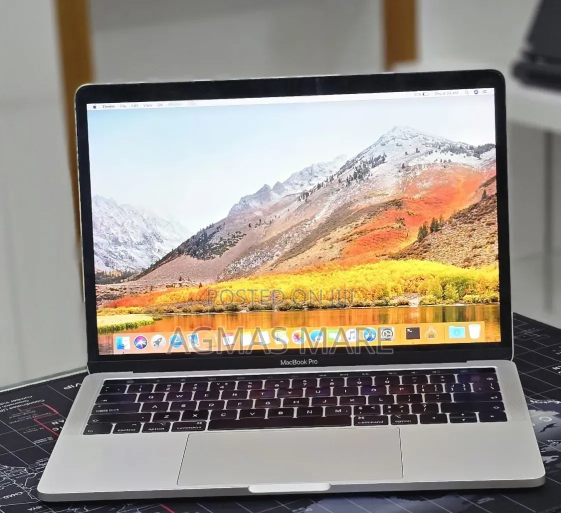 New Laptop Apple MacBook Pro 2019 16GB Intel Core i7 SSD 512GB