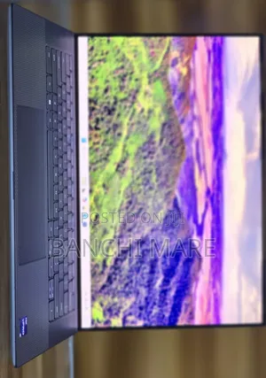 New Laptop Dell Precision 3510 16GB Intel Core i9 SSD 512GB
