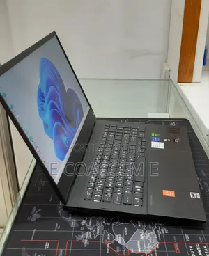 New Laptop HP 16GB Intel Core i7 SSD 512GB
