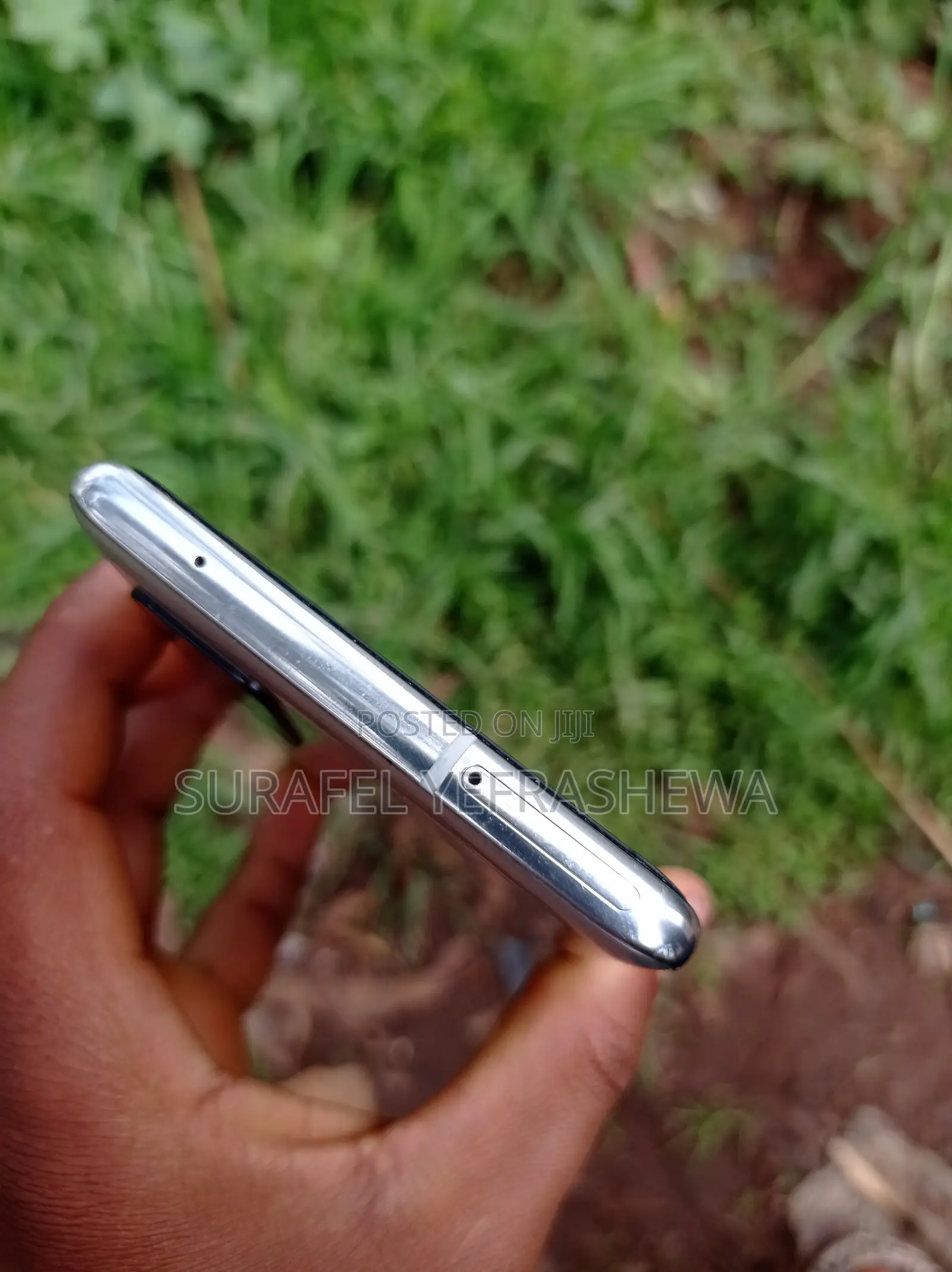Samsung Galaxy A Quantum 128 GB White