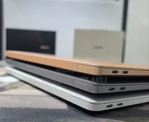 New Laptop Apple MacBook Air 2020 M1 8GB Apple M1 SSD 256GB