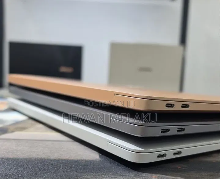 New Laptop Apple MacBook Air 2020 M1 8GB Apple M1 SSD 256GB