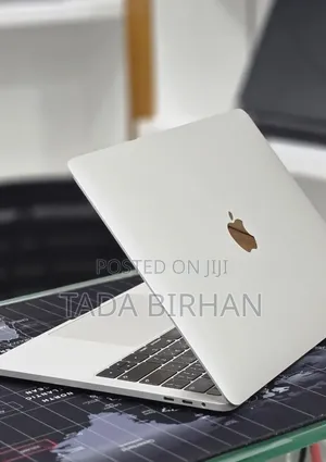 New Laptop Apple MacBook Pro 2019 16GB Intel Core i7 SSD 512GB