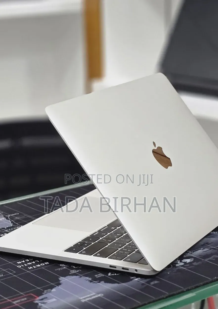 New Laptop Apple MacBook Pro 2019 16GB Intel Core i7 SSD 512GB