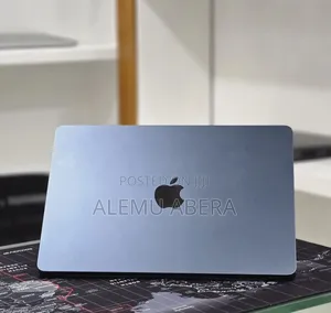 New Laptop Apple MacBook Air 2022 M2 8GB Apple M2 SSD 256GB