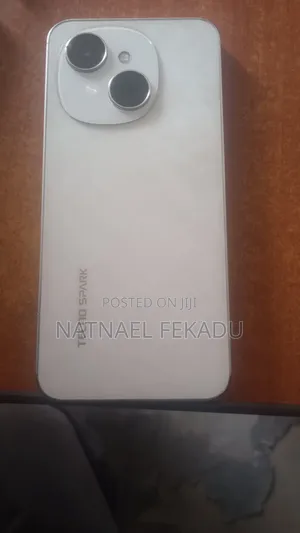Tecno Spark Go 128 GB White