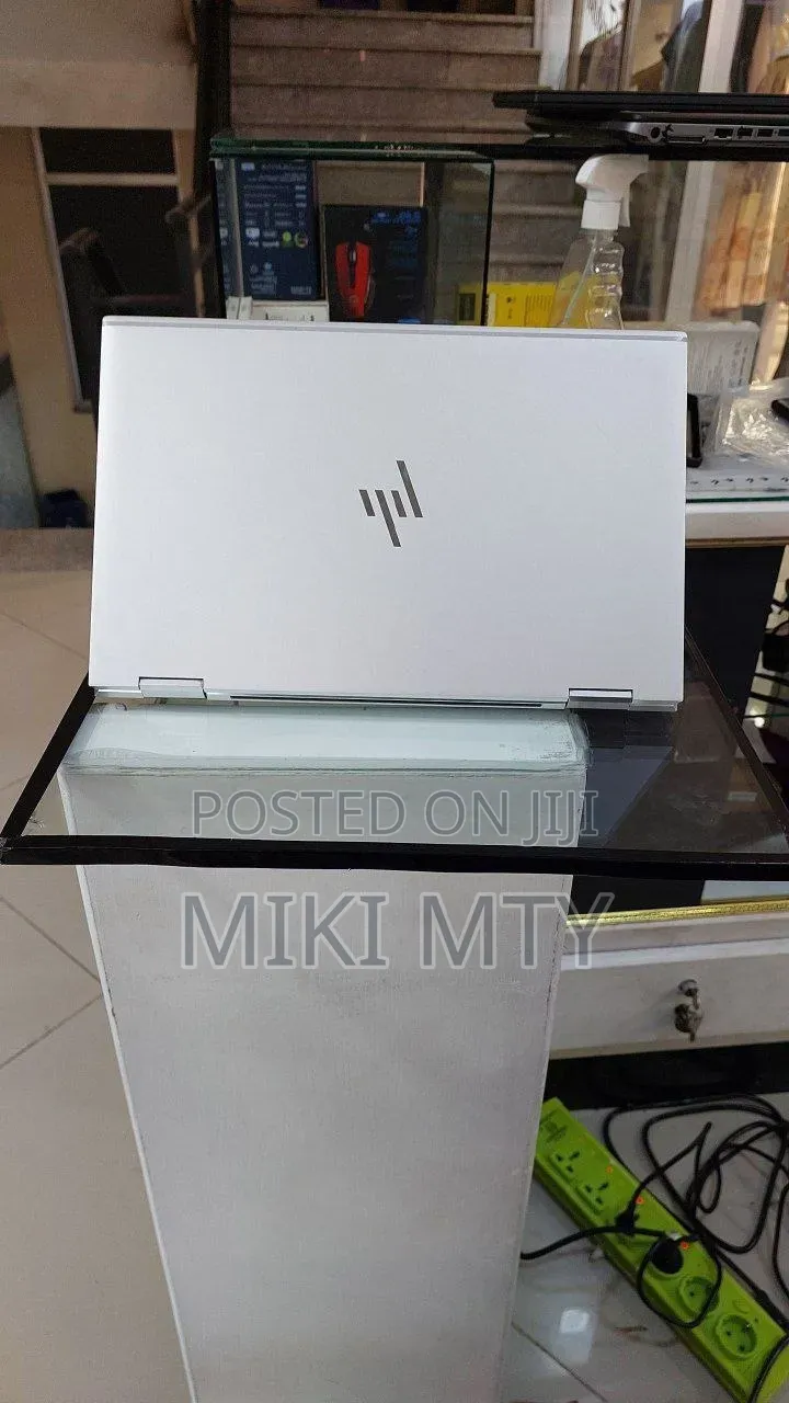 New Laptop HP EliteBook x360 1030 G7 16GB Intel Core i5 SSD 512GB