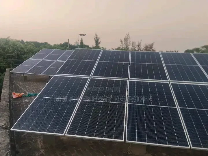Solar Panel Invertor and Lithium Ion Battrey