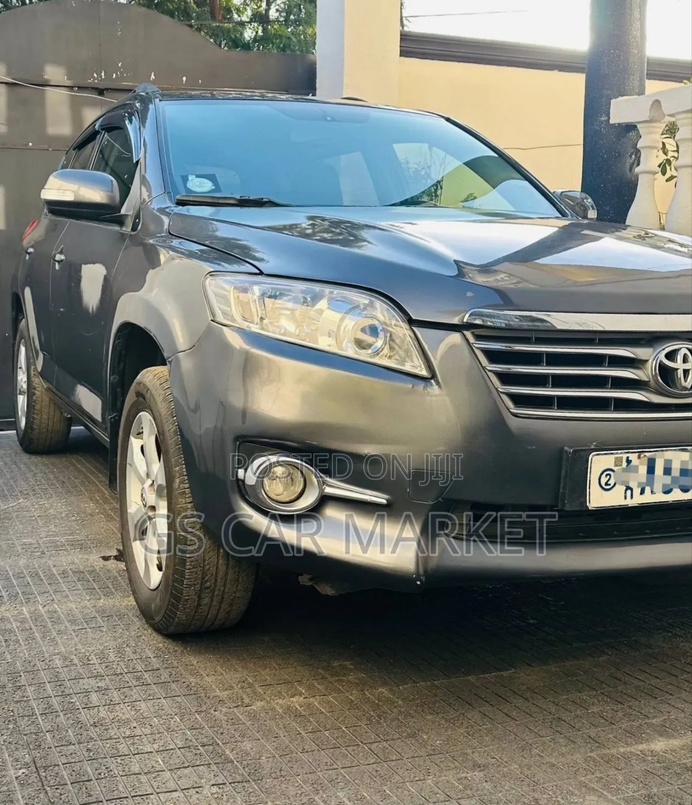 Toyota RAV4 2010 Gray