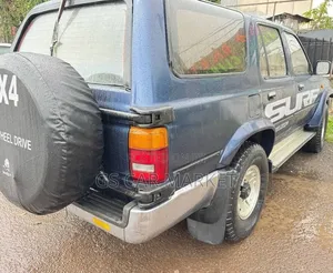 Toyota Hilux Surf 1992 Gray