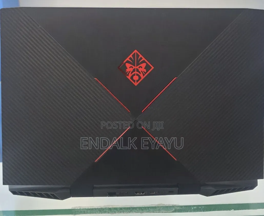 New Laptop HP Omen X 8GB Intel Core i5 SSD 256GB