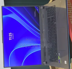 New Laptop Asus ROG Strix G18 16GB Intel Core i9 SSD 1T