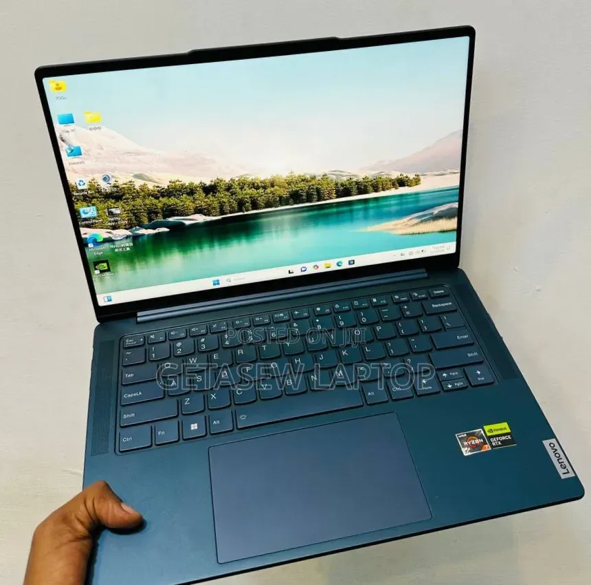New Laptop Lenovo 16GB AMD Ryzen 7 SSD 512GB