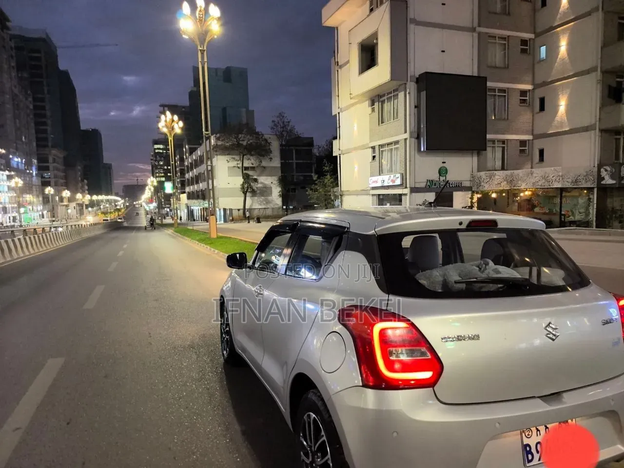 Suzuki Swift 2021 Silver