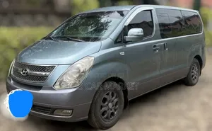 Hyundai Starex 2013 Silver