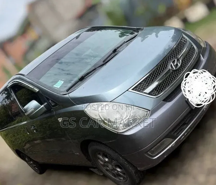 Hyundai Starex 2013 Silver