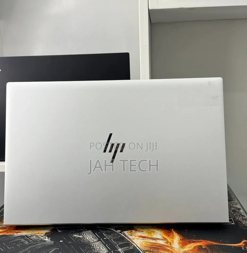 New Laptop HP EliteBook 840 G8 16GB Intel Core i5 SSD 512GB