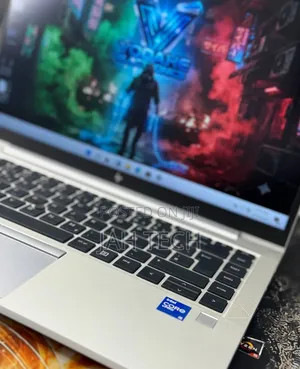 New Laptop HP EliteBook 840 G8 16GB Intel Core i5 SSD 512GB