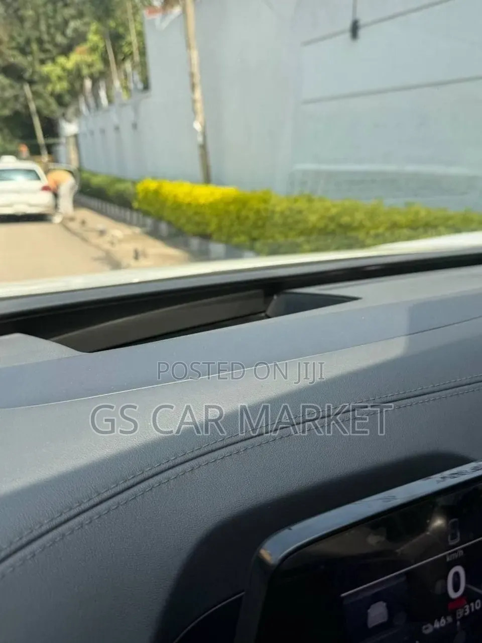 Volkswagen ID.6 2024 Beige