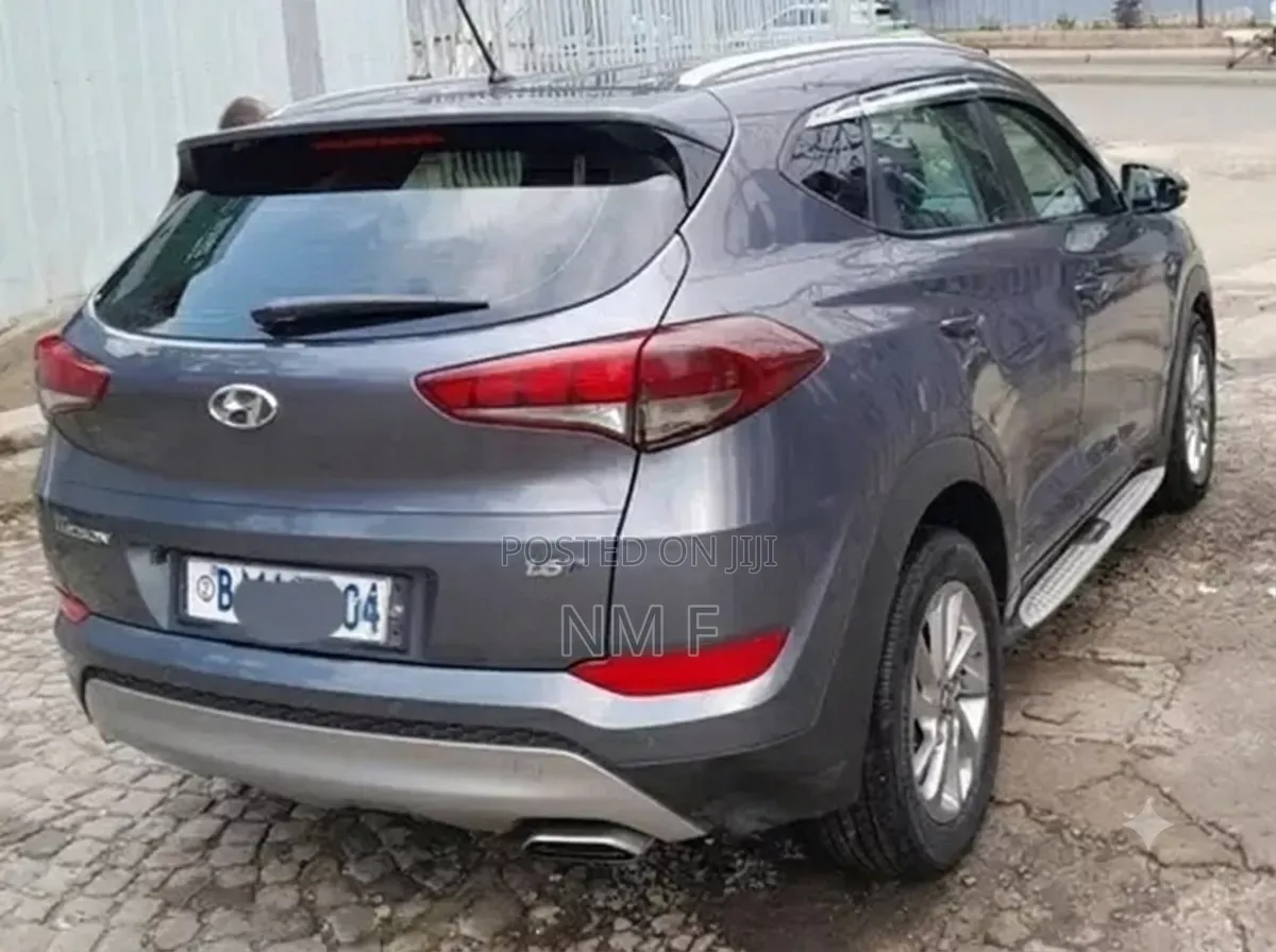 Hyundai Tucson 2016 Gray