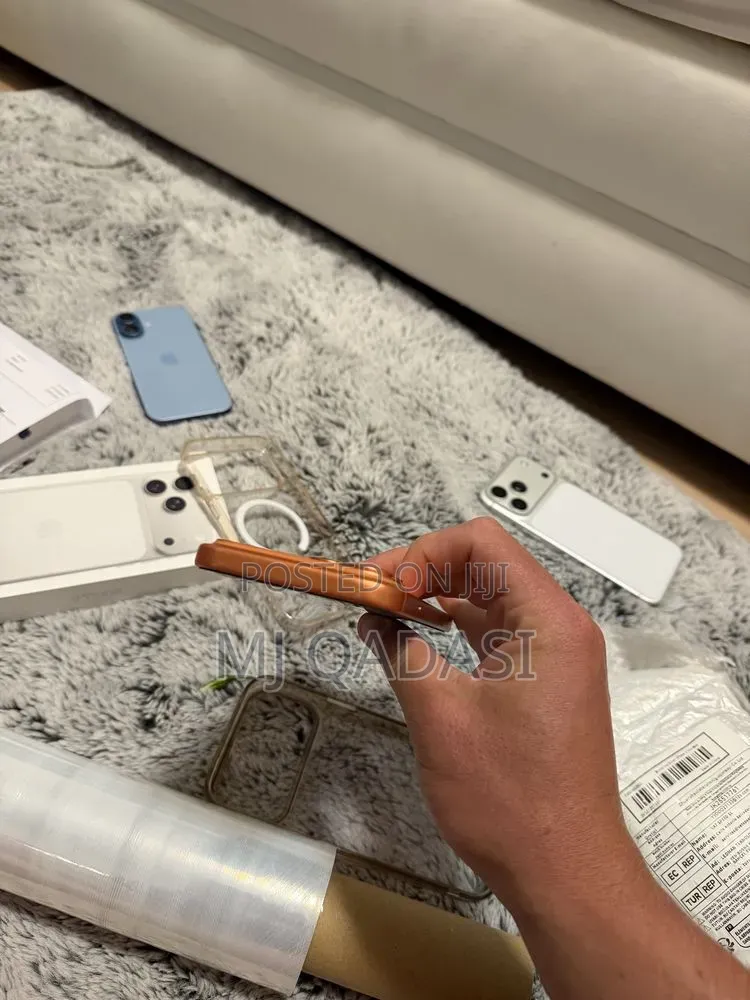 New Apple iPhone 17 Pro Max 256 GB Orange