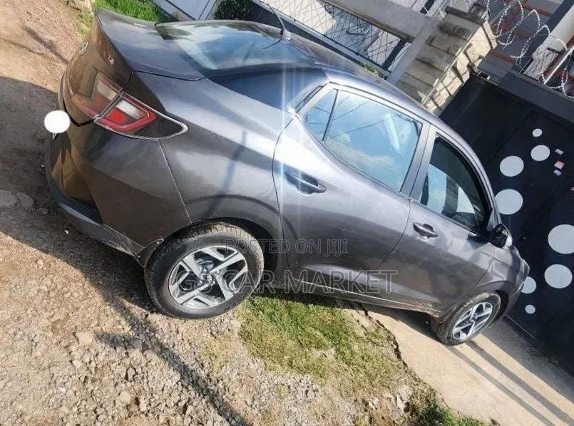 Hyundai I10 2021 Gray