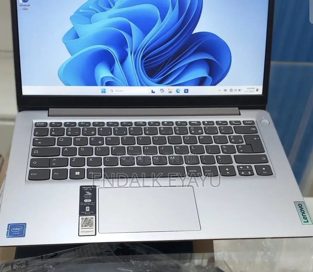 New Laptop Lenovo IdeaPad 1 8GB Intel SSD 128GB