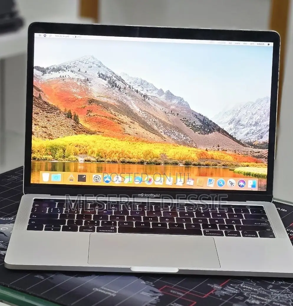 New Laptop Apple MacBook Pro 2019 16GB Intel Core i5 SSD 512GB