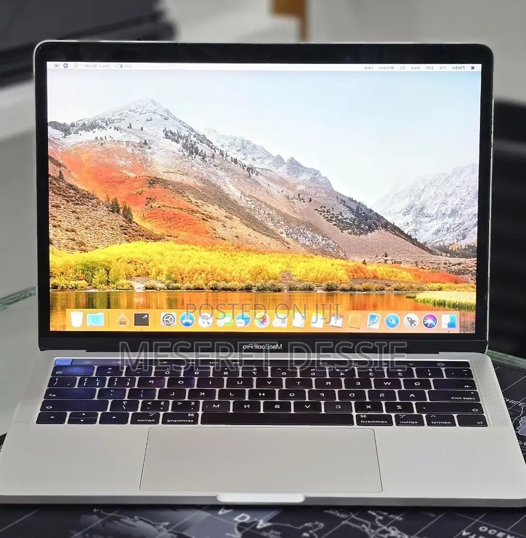 New Laptop Apple MacBook Pro 2019 16GB Intel Core i5 SSD 512GB