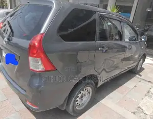 Toyota Avanza 2013 Black