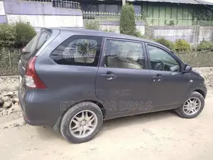 Toyota Avanza 2013 Black