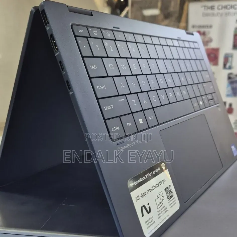 New Laptop HP OmniBook X Flip 14" 16GB Intel Core Ultra 7 SSD 1T