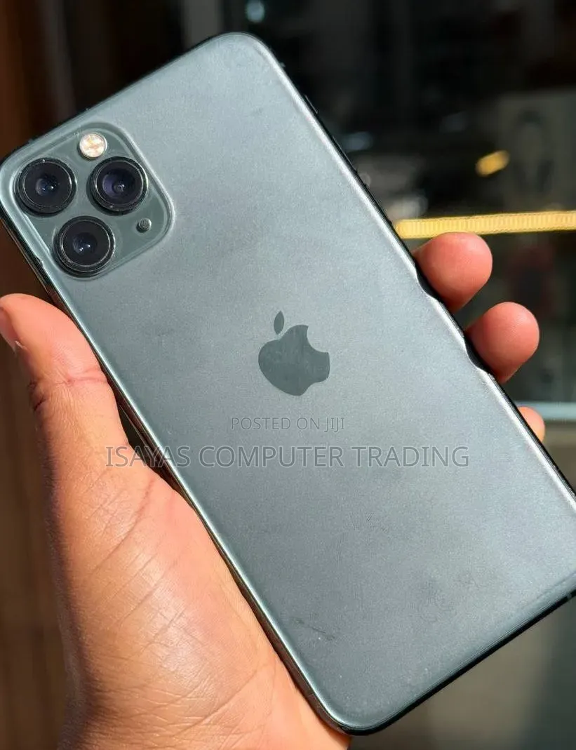New Apple iPhone 11 Pro Max 64 GB