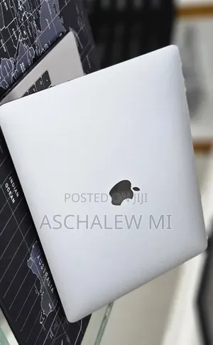 New Laptop Apple MacBook Pro 2019 16GB Intel Core i7 SSD 256GB