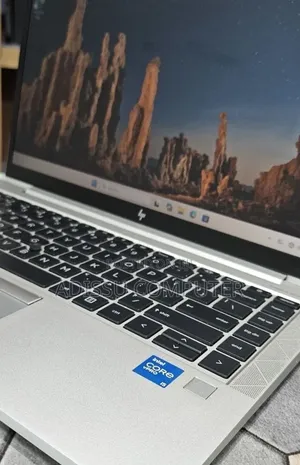 New Laptop HP EliteBook 840 G8 16GB Intel Core i5 SSD 512GB