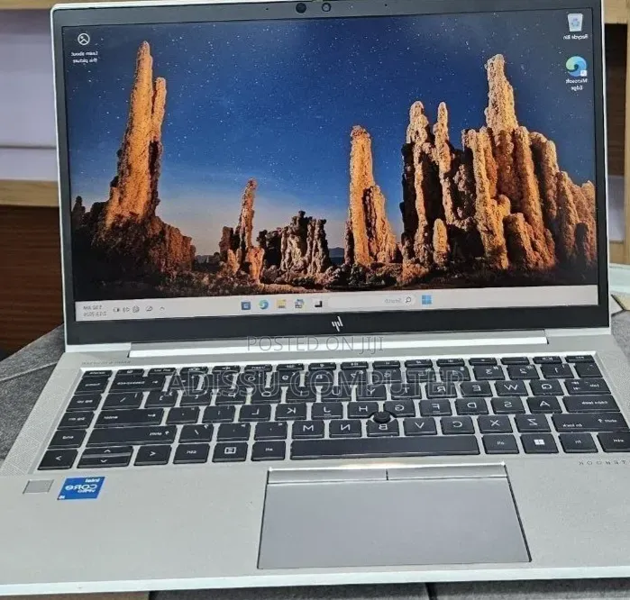 New Laptop HP EliteBook 840 G8 16GB Intel Core i5 SSD 512GB