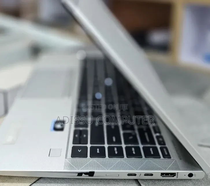 New Laptop HP EliteBook 840 G8 16GB Intel Core i7 SSD 512GB