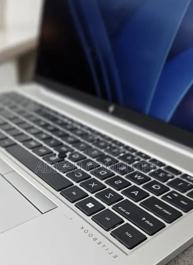 New Laptop HP EliteBook 850 G8 16GB Intel Core i7 SSD 512GB