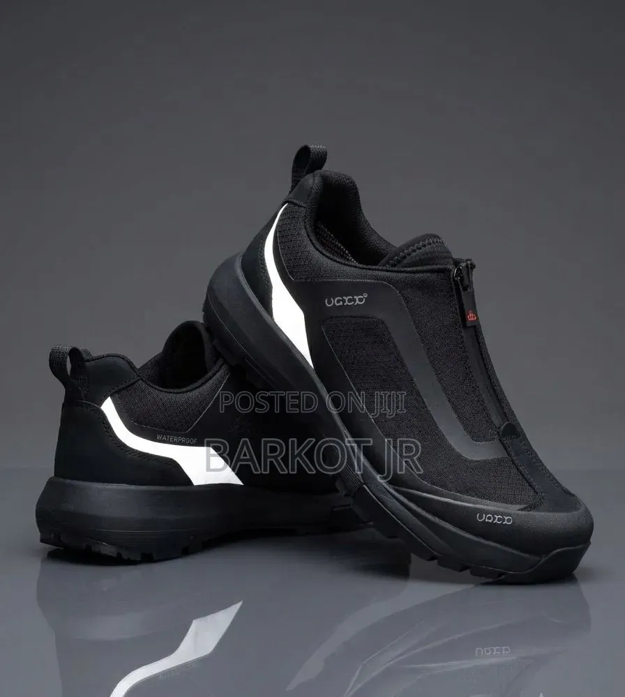 New Arrival Men's ECCO Waterproof Outdoor Sneakers