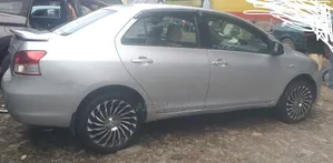 Toyota Yaris 2008 Silver