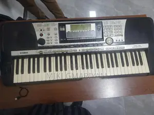 YAMAHA Keyboard