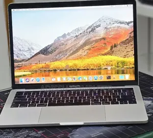 New Laptop Apple MacBook Pro 2019 16GB Intel Core i7 SSD 512GB